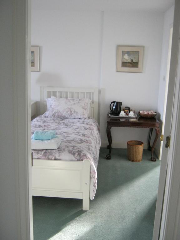 No 1 Broughton Bed & Breakfast Пироволл Номер фото